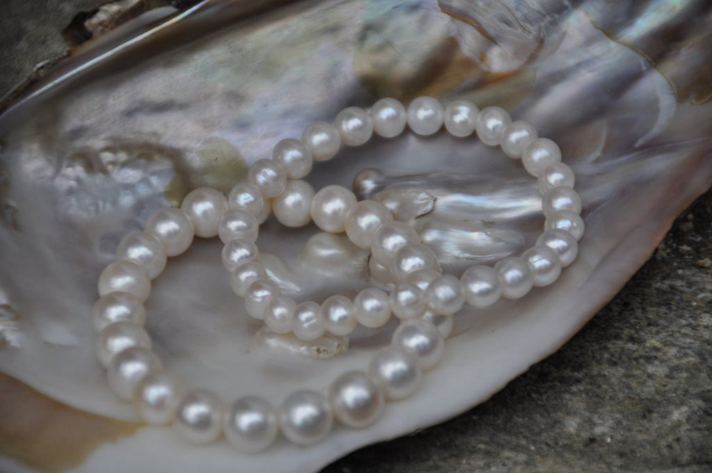 White Pearl Stretch Bracelet