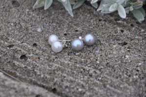 Medium Pearl Stud Earrings